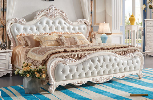 Bộ giường ngủ màu trắng phong cách cổ điển