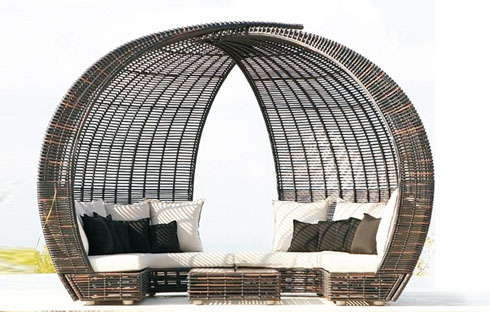 2 mẫu bàn ghế sân vườn khiến ai cũng ngẩn ngơ bởi thiết kế độc đáo