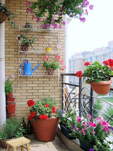 Cách bài trí không gian nội thất sân vườn trong không gian hẹp