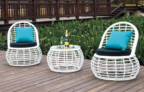 Các mẫu bàn ghế sân vườn nhựa giả mây đang khuynh đảo thị trường 2017