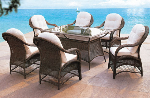 Các mẫu bàn ghế sân vườn nhựa giả mây đang khuynh đảo thị trường 2017