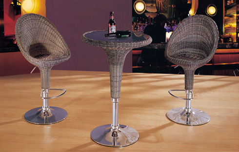 Bộ bàn ghế ngoài trời chất liệu nhựa giả mây cho quán café