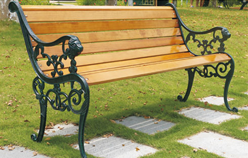 Bộ sưu tập 4 mẫu bàn ghế ngoài trời phong cách Pháp lãng mạn