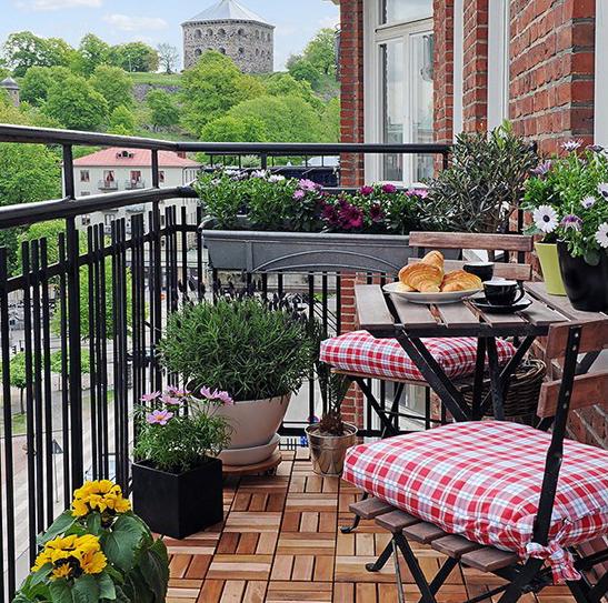 Ban công ngoài trời- không gian không thể bỏ lỡ của mỗi căn nhà