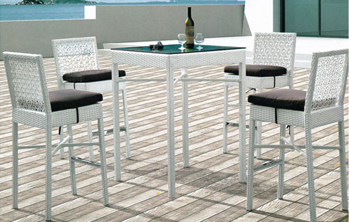 Mẫu bàn ghế café sân vườn đẹp ấn tượng đón hè 2017