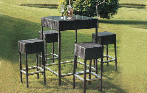 Giới thiệu 3 bộ bàn ghế sân vườn độc đáo được nhiều người yêu thích