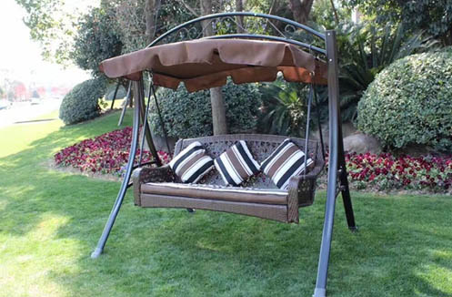 ​Lựa chọn xích đu ngoài trời tô điểm cho sân vườn thêm đẹp