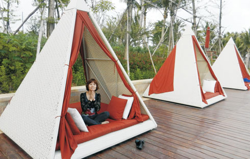 Top 5 mẫu giường bể bơi thiết kế mới lạ, bạn không thể bỏ qua Top 5 mẫu giường bể bơi thiết kế mới lạ, bạn không thể bỏ qua