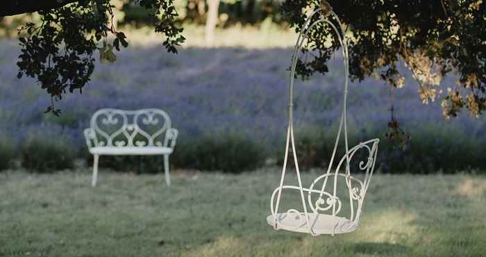 dia-chi-ban-xich-du-ngoai-troi-nhap-khau-chat-luong-tot-5