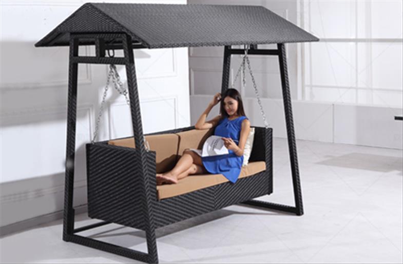 Vì sao ghế xích đu nhựa giả mây rất được ưa chuộng?