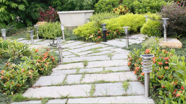 Hướng dẫn cách chọn đèn trụ trang trí sân vườn phù hợp