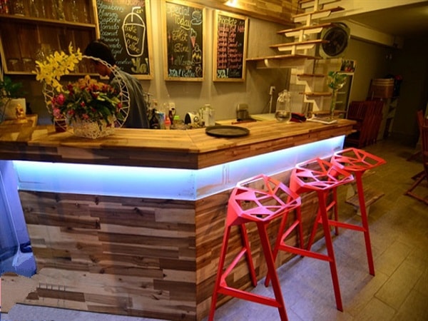 Mẫu quầy café thiết kế hình đa giác