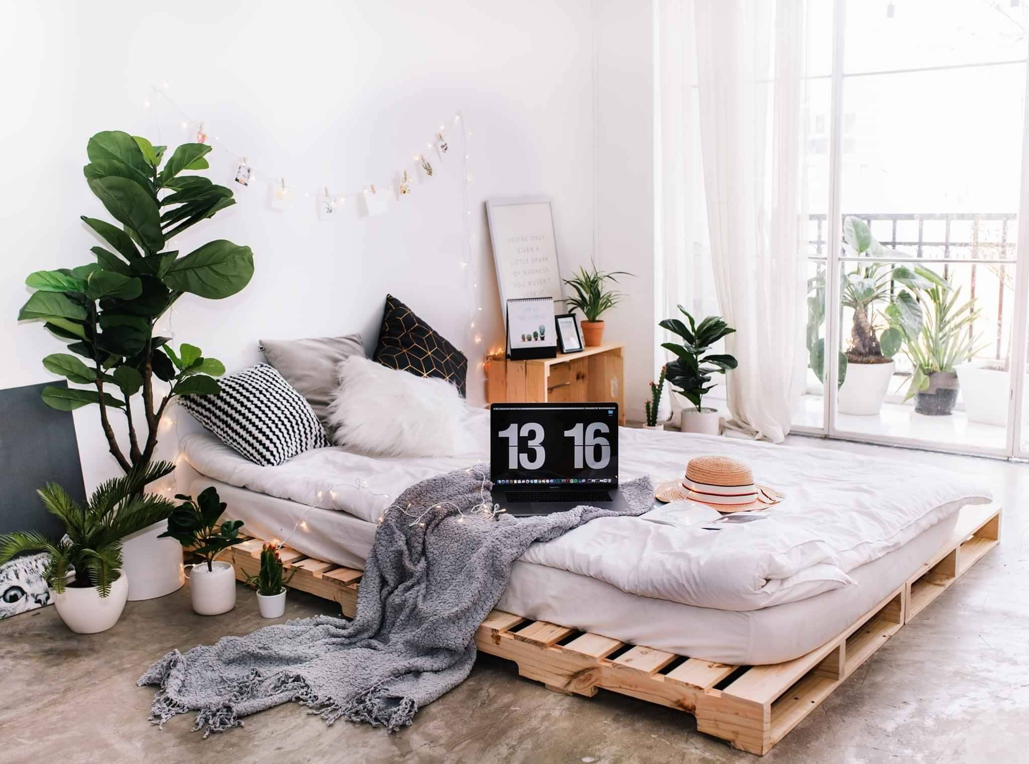 Giường ngủ bằng gỗ pallet