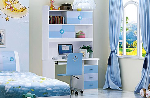 Bàn học cho bé trai màu xanh