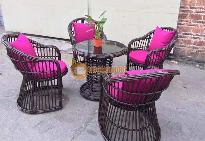 Bàn ghế ngoài trời nhập khẩu bằng nhựa giả mây