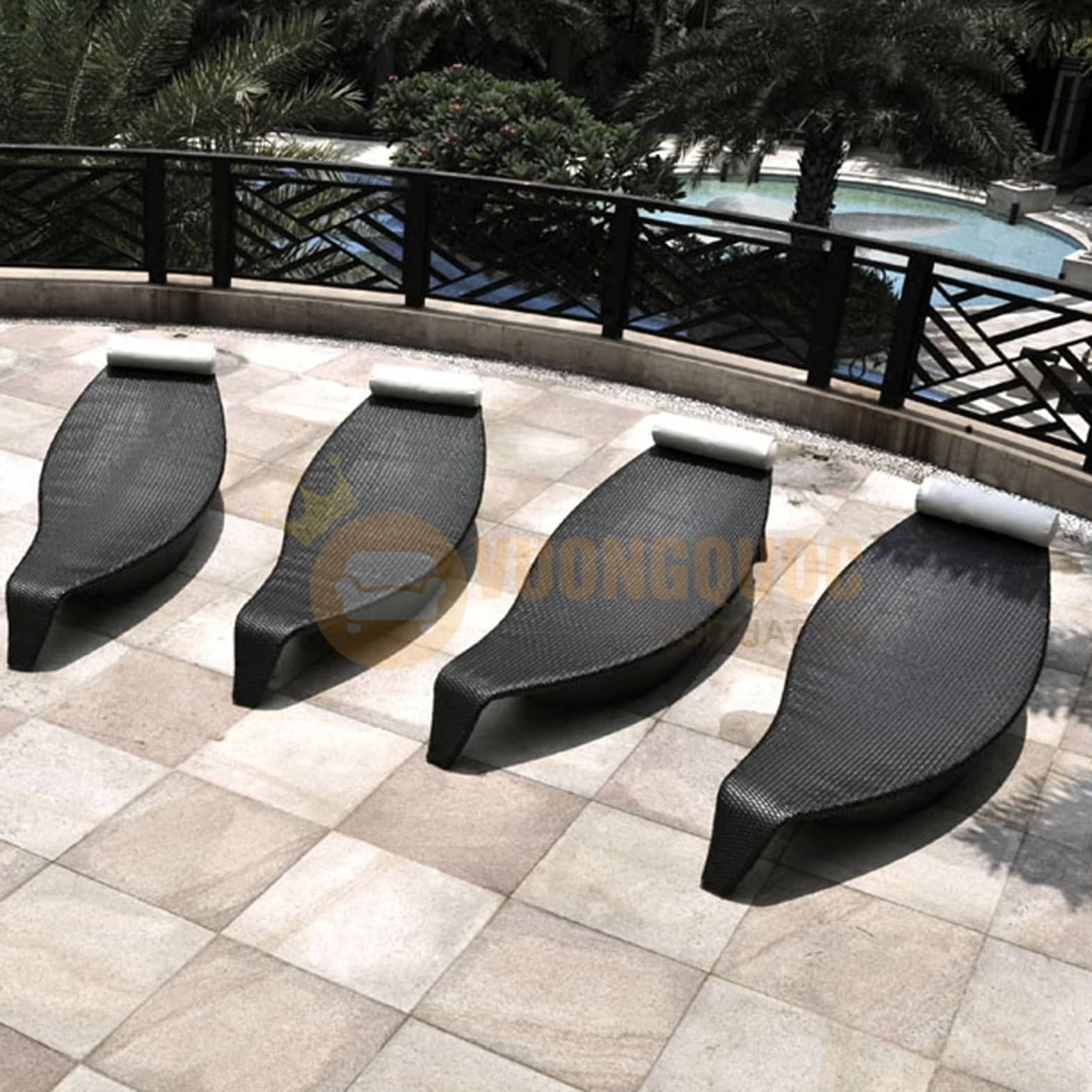 Giường nằm ngoài trời cho bãi biển