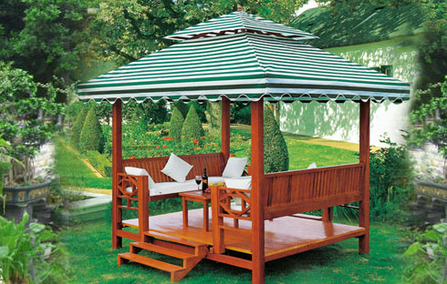 Bộ bàn ghế có mái che màu nâu gỗ