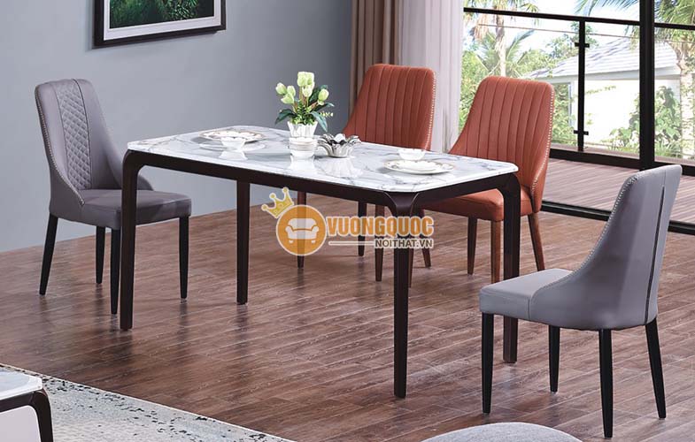 Mẫu bàn ăn mặt kính hiện đại