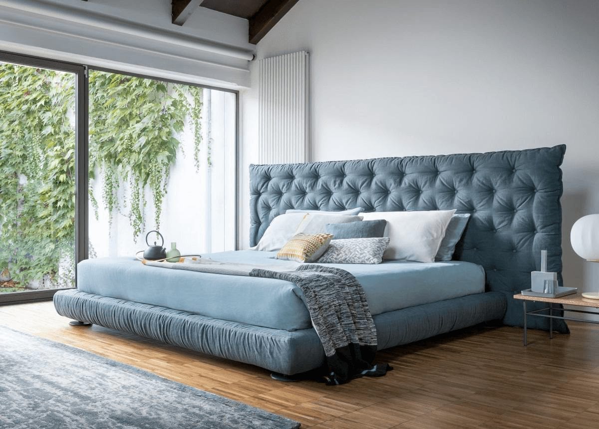Giường ngủ rộng 3m kiểu châu Âu