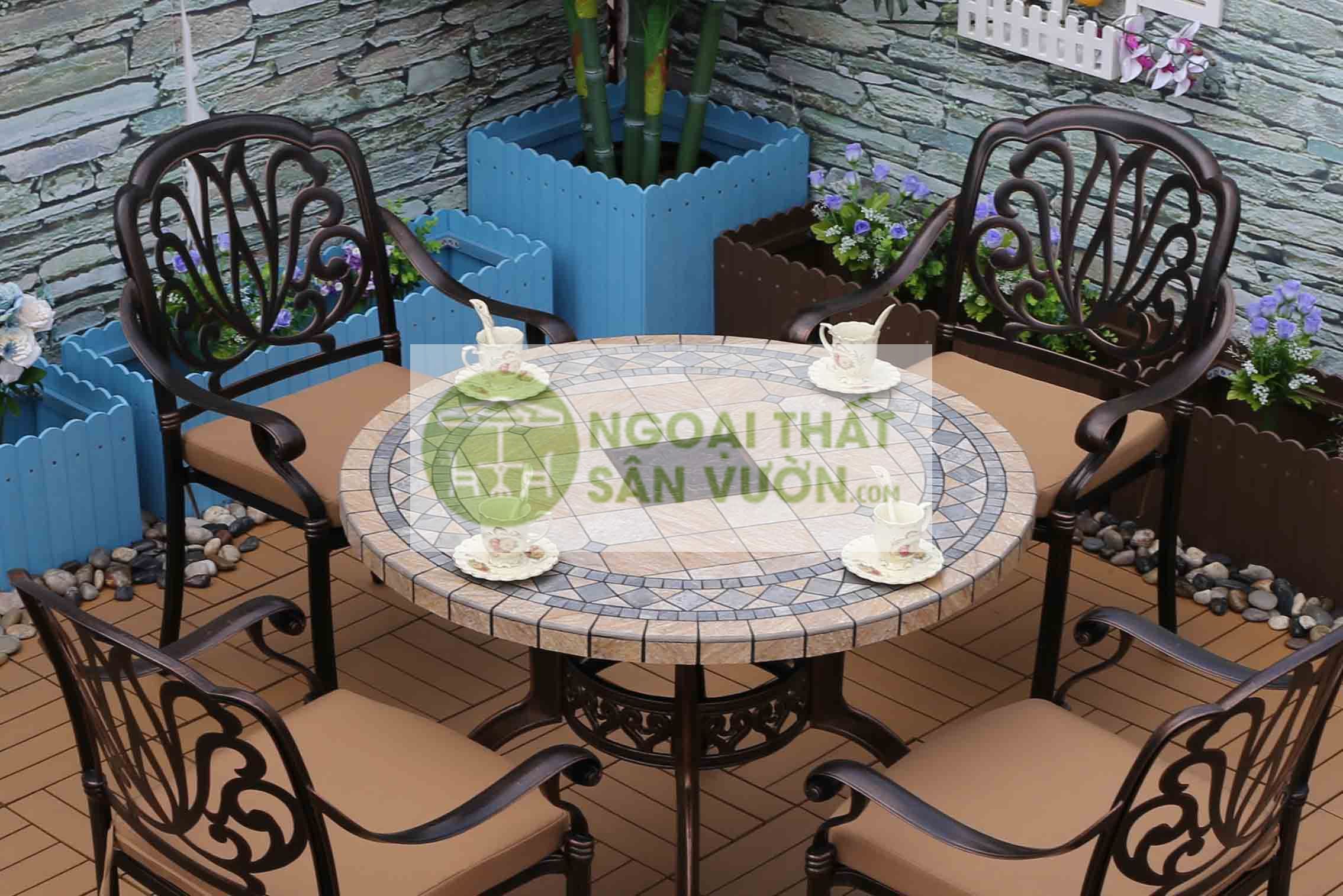  Bộ bàn ghế sân vườn hiện đại ZXM100H026