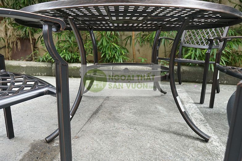 Bộ bàn ghế ngoài trời hiện đại AGALQ500-AQ094