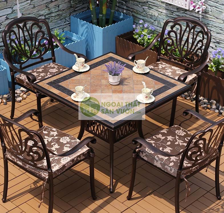 Bộ bàn ghế ngoài trời tiện dụng ZXM09010H026